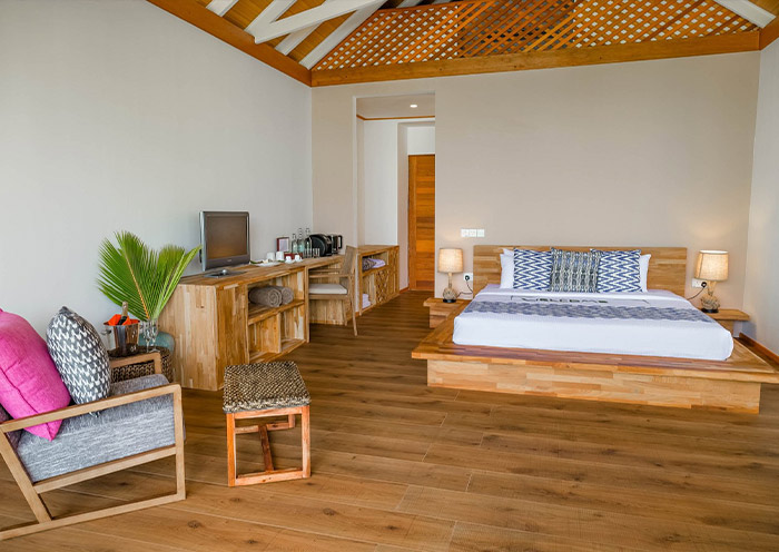 Kudafushi Resort & Spa - Beach Villa with Pool
