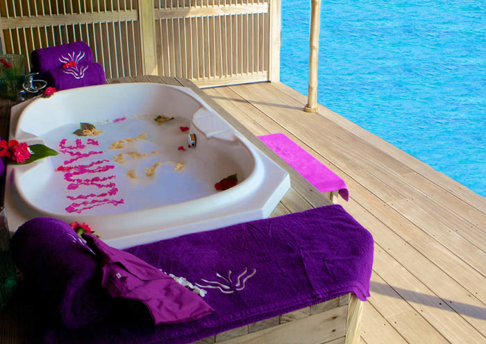 Kuredu Spa Jacuzzi on Deck