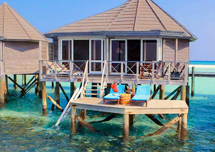 Sangu Water Villa - Honeymoon Suite
