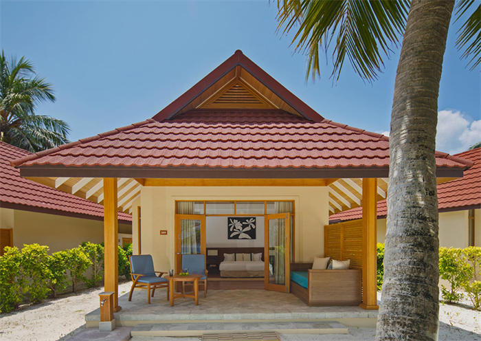 Kurumba Maldives Resort - Beachfront Deluxe Bungalow
