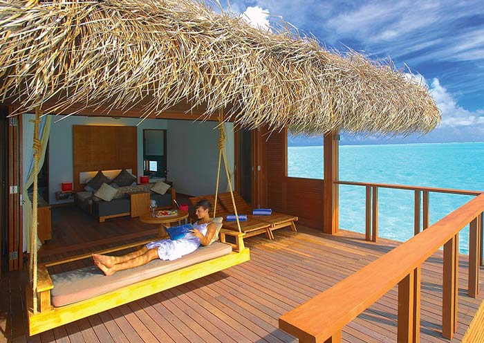 Medhufushi Island Resort - Water Villa
