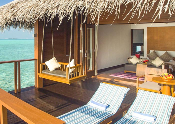 Medhufushi Island Resort - Water Villa
