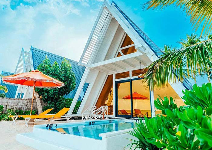 Oaga Art Resort Maldives Bodu Haruge Beach Villa with Private Pool
