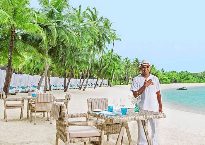 One & Only Reethi Rah Resort
