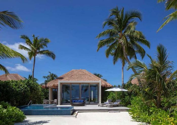 Beach Villa - Pool and Sunset View
