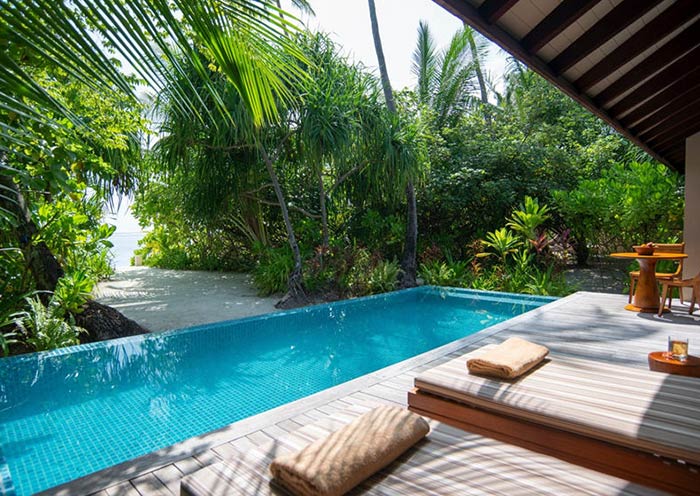 The Residence Maldives Dhigurah - Sunrise/Sunset Deluxe Beach Pool Villa
