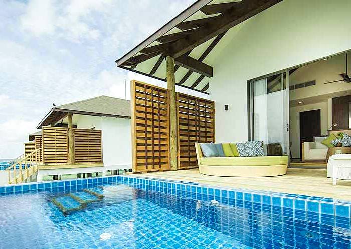 Water Bungalow With Pool