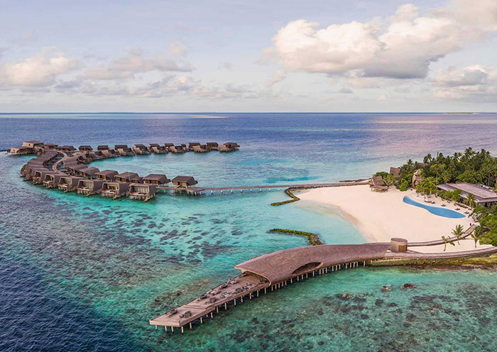 The St. Regis Maldives Vommuli Resort
