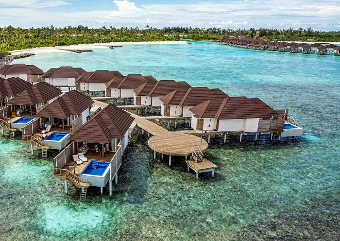 Romantic Water Villa with Pool
