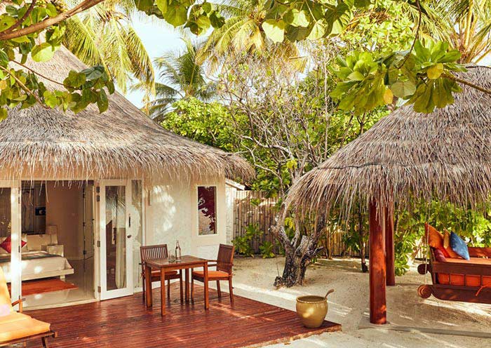 Sun Siyam Vilu Reef Deluxe Beach Villa
