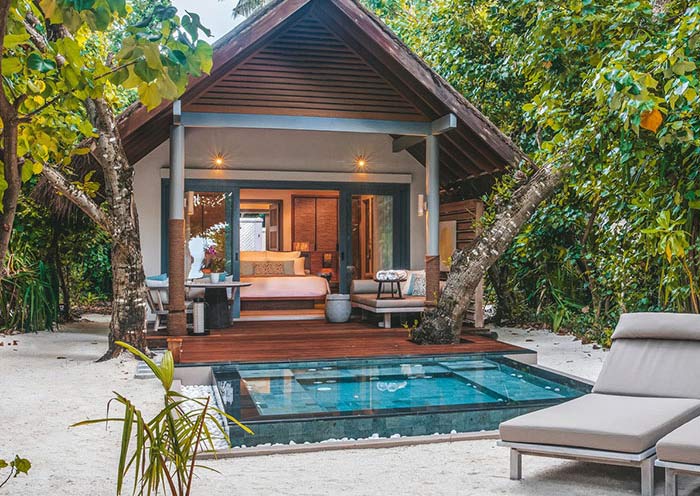 Vakkaru Maldives Beach Villa With Plunge Pool