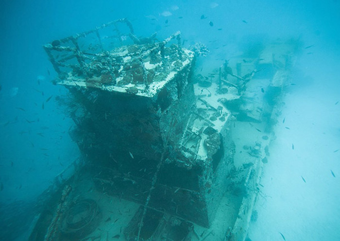 Ship Wreck Diving