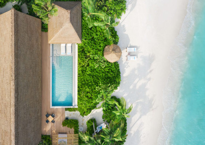 Two Queen Bedded Grand Beach Villa with Pool